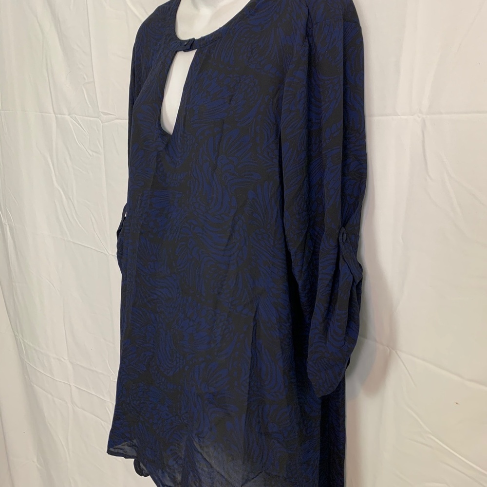 TORRID Black Blue Sheer Blouse 110844 Top Shirt 2 - Picture 10 of 16